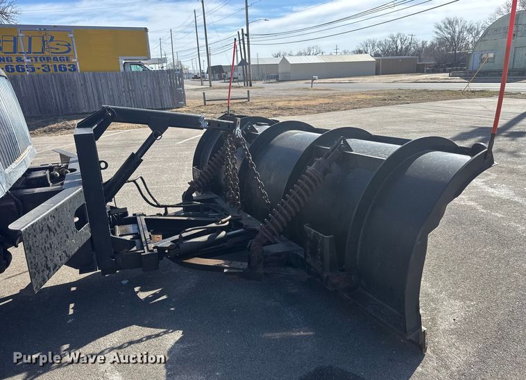 image for item EP2946 2007 International 7400 dump truck