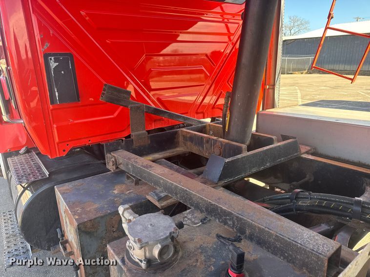 image for item EP2946 2007 International 7400 dump truck