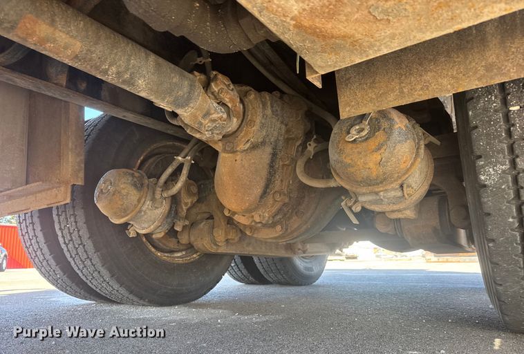 image for item EP2946 2007 International 7400 dump truck