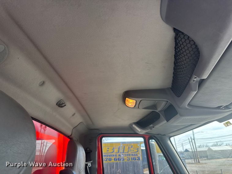 image for item EP2946 2007 International 7400 dump truck