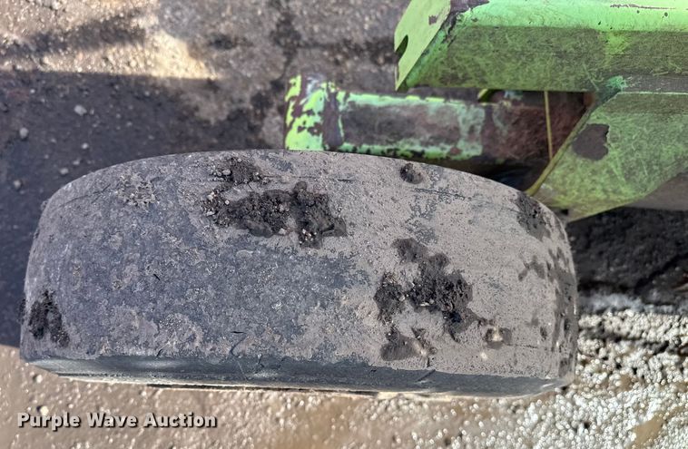 image for item EP2948 2003 Schulte XH1500 batwing rotary mower