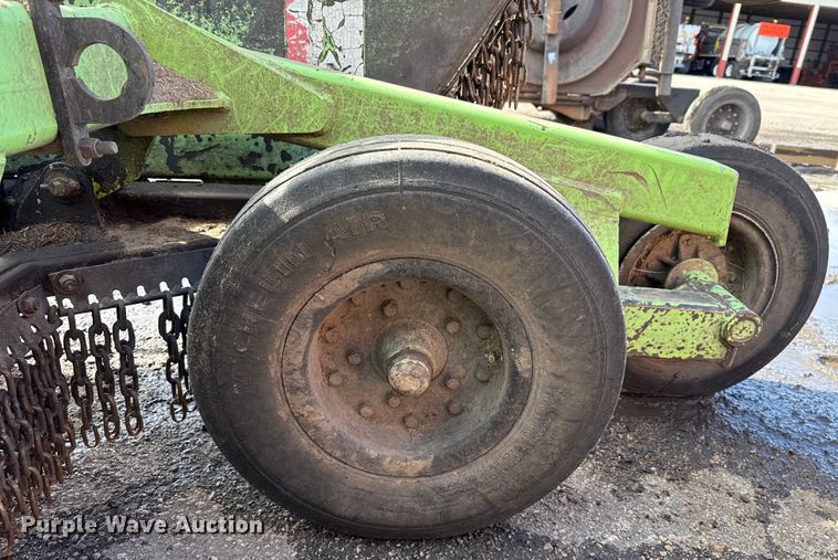 image for item EP2948 2003 Schulte XH1500 batwing rotary mower