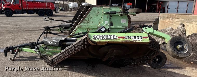 image for item EP2949 2006 Schulte XH1500 Series 2 batwing rotary mower