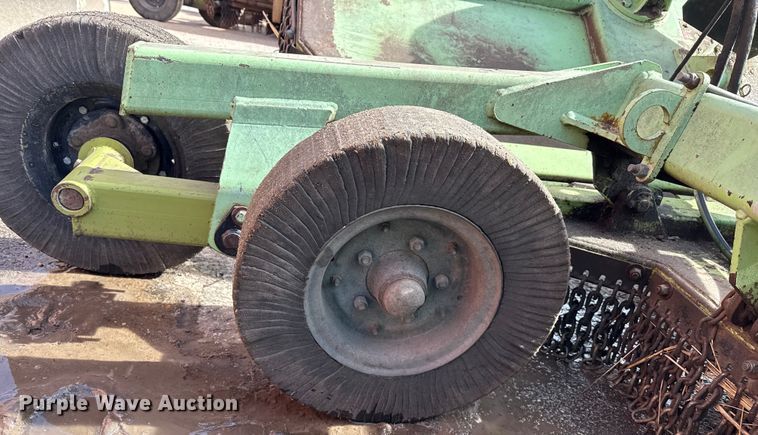 image for item EP2949 2006 Schulte XH1500 Series 2 batwing rotary mower