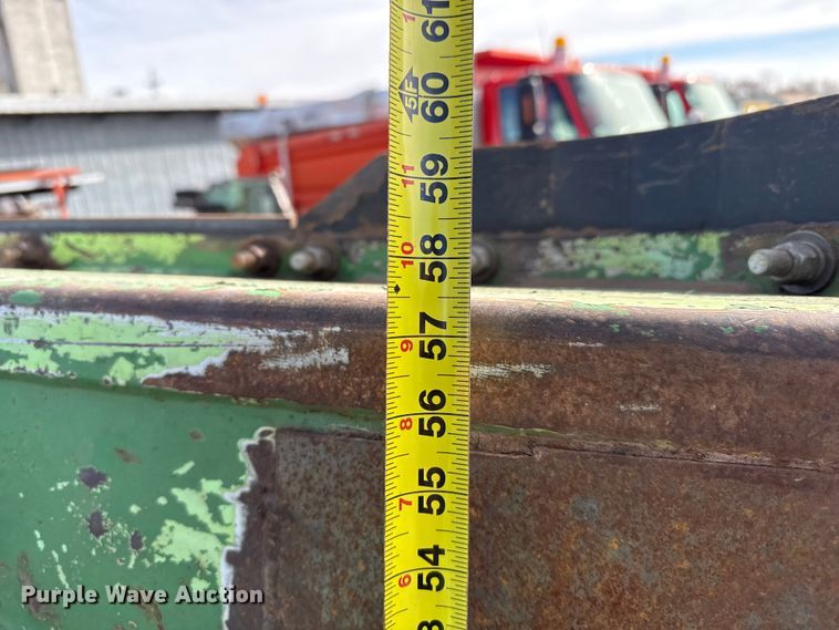 image for item EP2951 2007 Schulte XH1500 batwing rotary mower