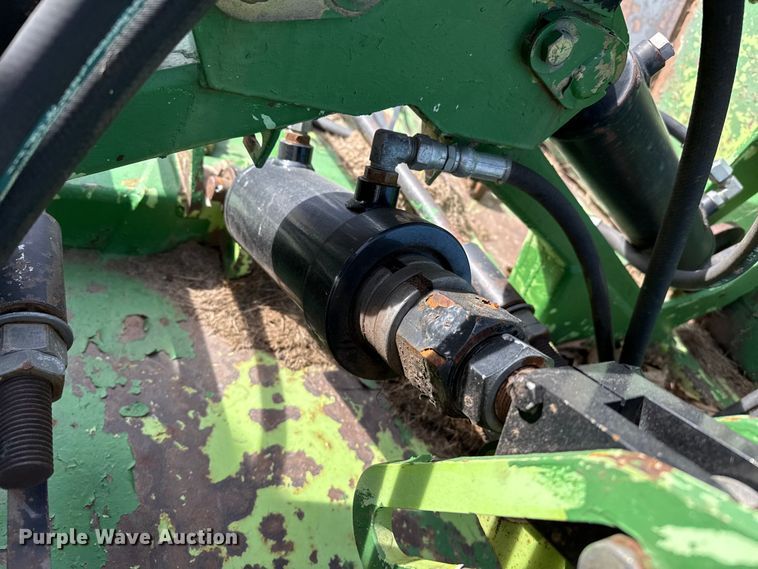 image for item EP2951 2007 Schulte XH1500 batwing rotary mower