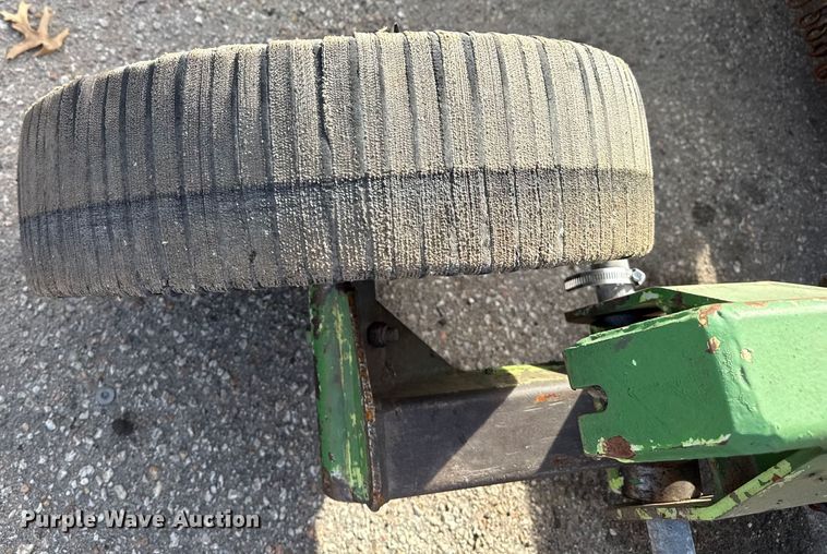 image for item EP2951 2007 Schulte XH1500 batwing rotary mower