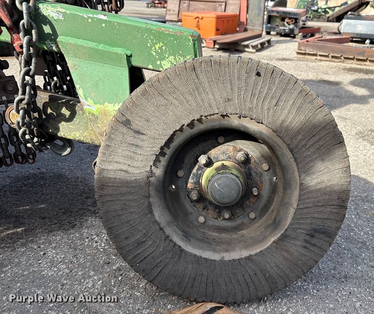 image for item EP2951 2007 Schulte XH1500 batwing rotary mower