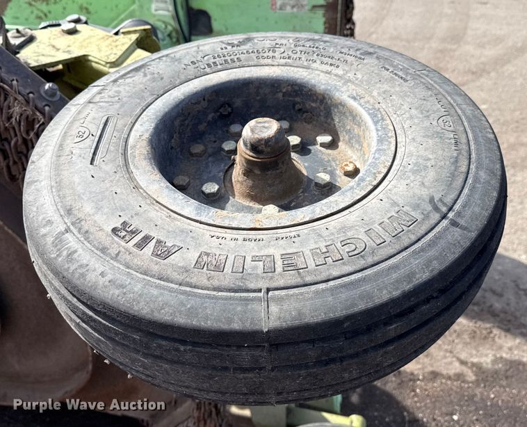 image for item EP2953 2006 Schulte XH1500 batwing rotary mower