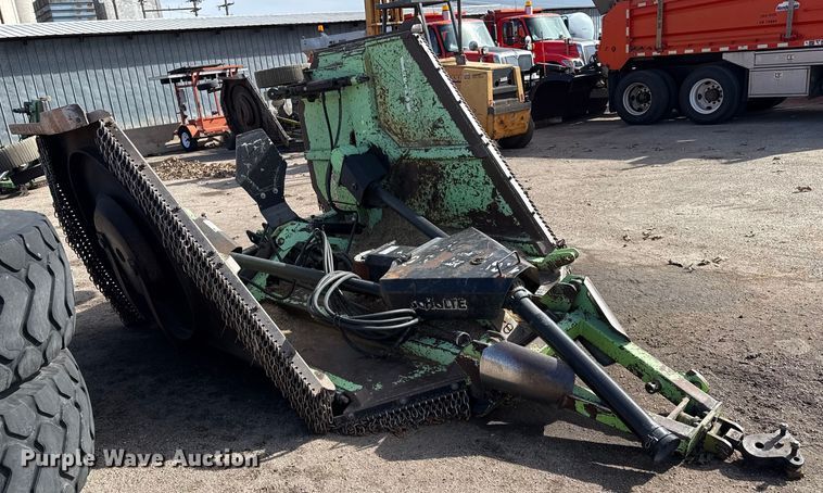 image for item EP2954 2003 Schulte XH1500 batwing rotary mower