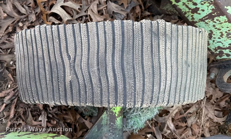 image for item EP2954 2003 Schulte XH1500 batwing rotary mower