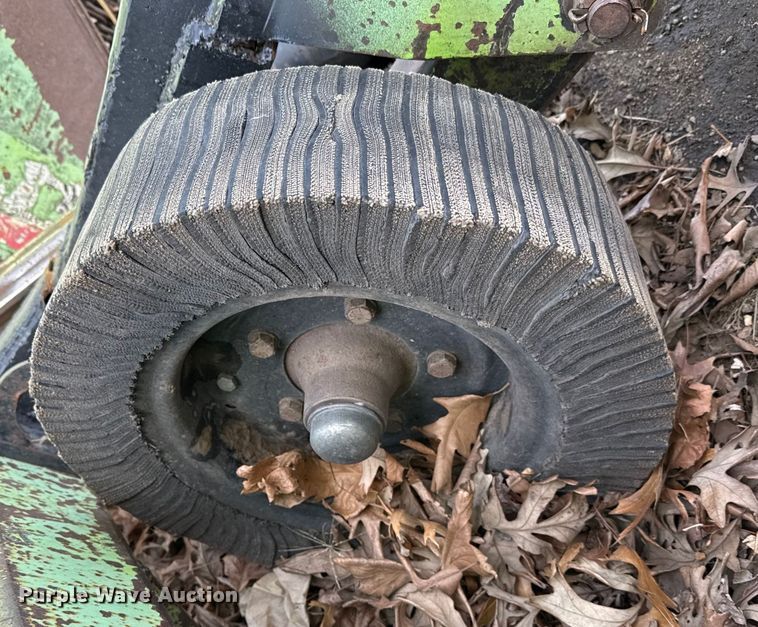 image for item EP2954 2003 Schulte XH1500 batwing rotary mower