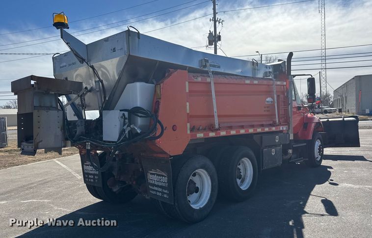 image for item EP2956 2007 International 7400 dump truck