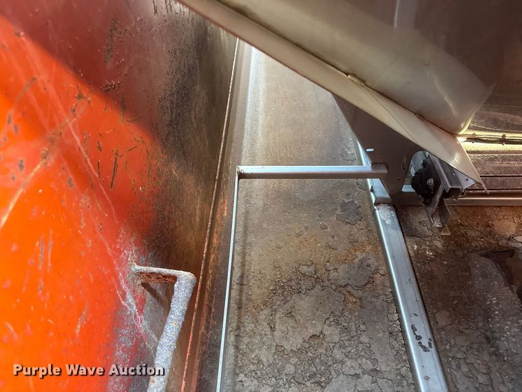 image for item EP2956 2007 International 7400 dump truck