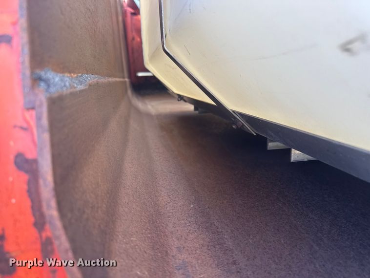 image for item EP2956 2007 International 7400 dump truck