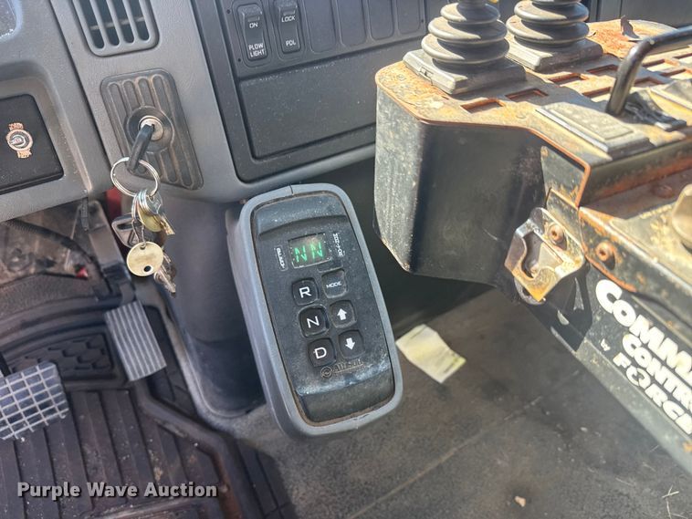 image for item EP2956 2007 International 7400 dump truck