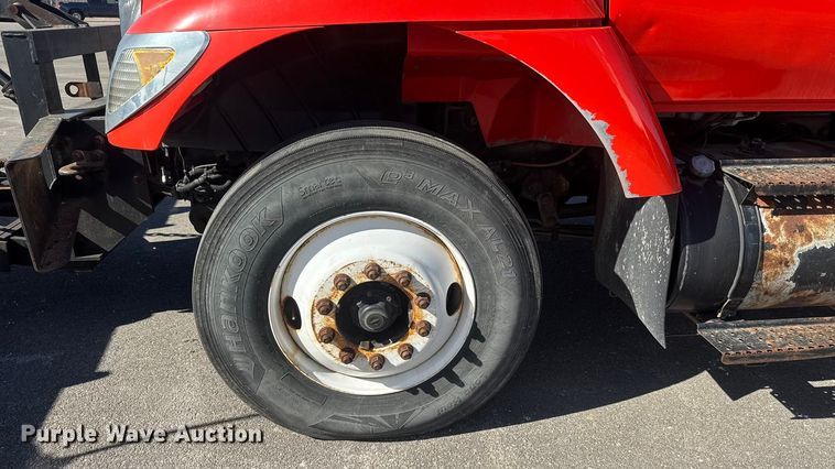 image for item EP2956 2007 International 7400 dump truck