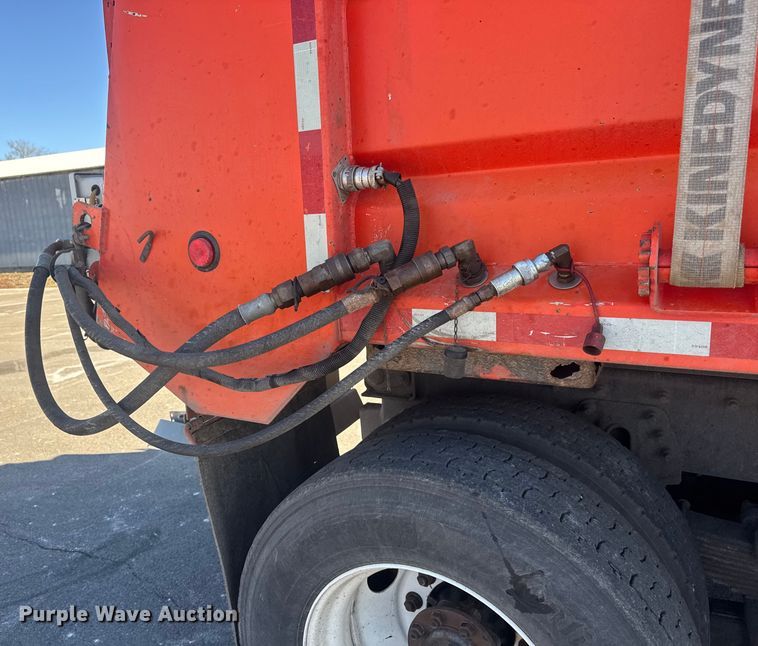 image for item EP2957 2007 International Workstar 7400 dump truck