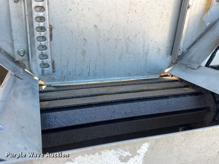 image for item EP2957 2007 International Workstar 7400 dump truck