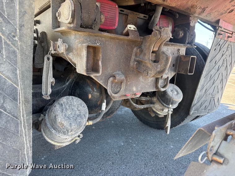 image for item EP2957 2007 International Workstar 7400 dump truck