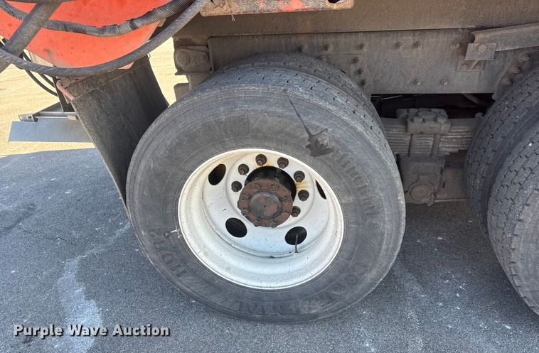 image for item EP2957 2007 International Workstar 7400 dump truck