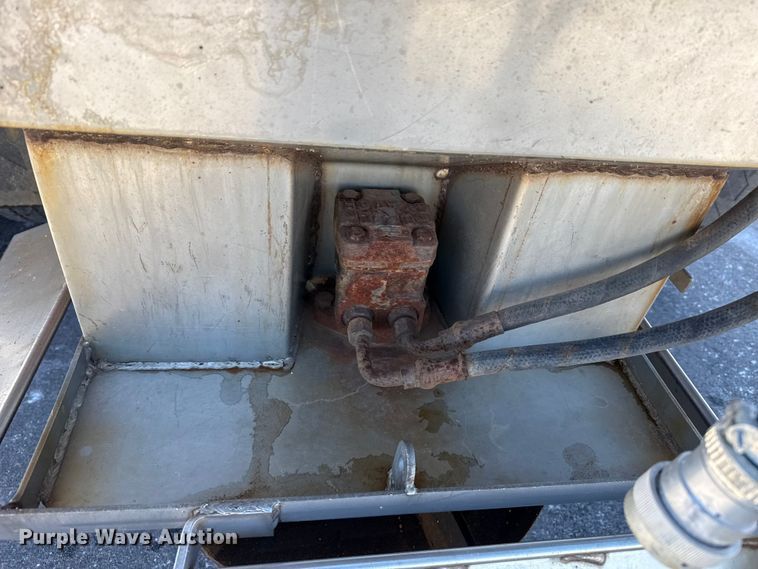 image for item EP2958 2007 International 7400 dump truck