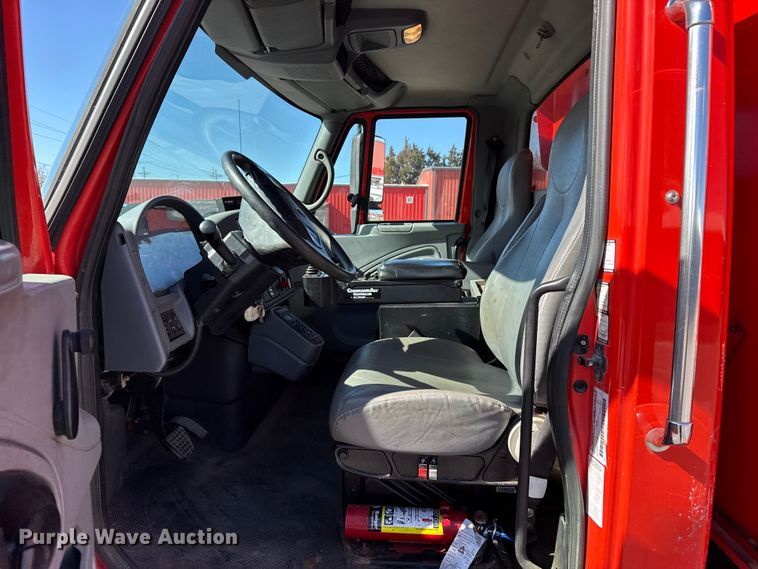 image for item EP2958 2007 International 7400 dump truck