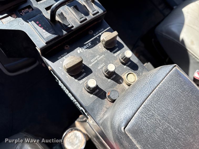 image for item EP2958 2007 International 7400 dump truck