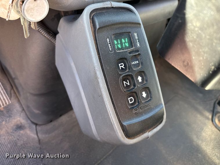 image for item EP2958 2007 International 7400 dump truck