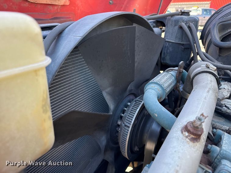 image for item EP2958 2007 International 7400 dump truck