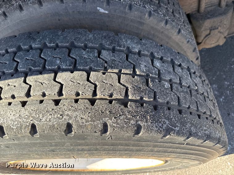 image for item EP2958 2007 International 7400 dump truck