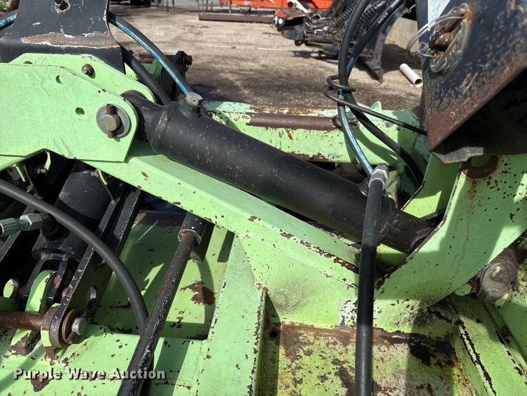 image for item EP2960 2007 Schulte XH1500 batwing rotary mower