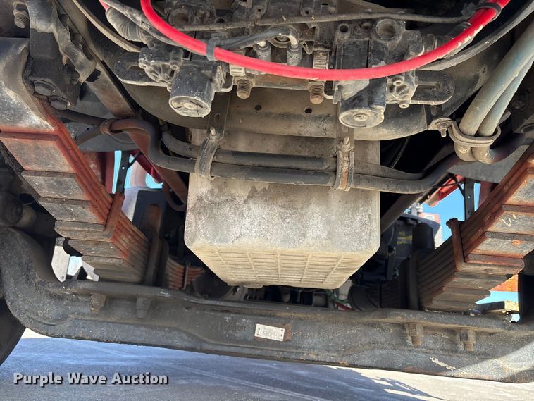 image for item EP2961 2005 Sterling L9500 flatbed truck