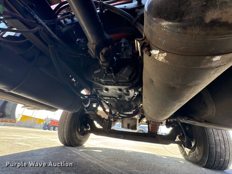 image for item EP2961 2005 Sterling L9500 flatbed truck