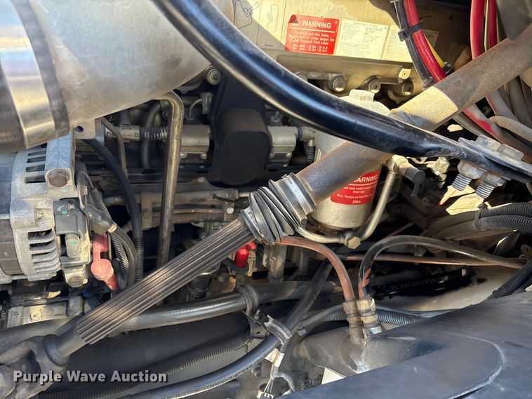 image for item EP2961 2005 Sterling L9500 flatbed truck