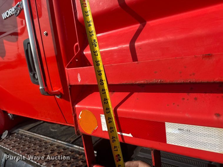 image for item EP2962 2009 International WorkStar 7500 dump truck