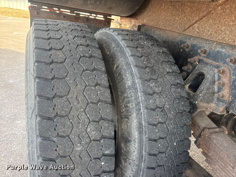 image for item EP2962 2009 International WorkStar 7500 dump truck