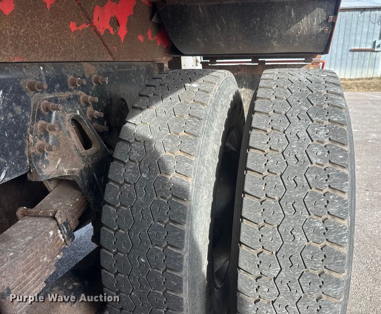 image for item EP2962 2009 International WorkStar 7500 dump truck