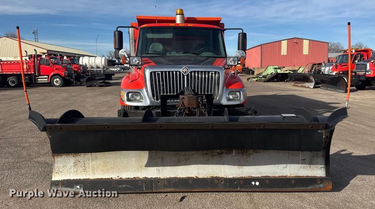 image for item EP2963 2007 International WorkStar 7400 dump truck