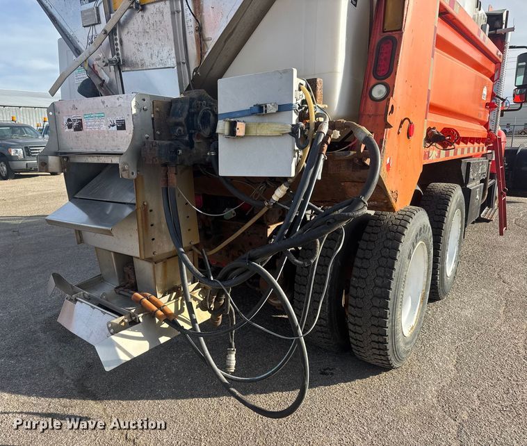 image for item EP2963 2007 International WorkStar 7400 dump truck