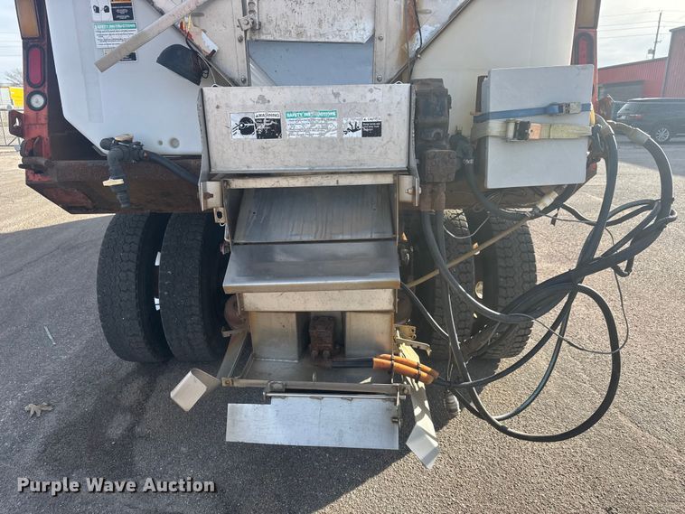 image for item EP2963 2007 International WorkStar 7400 dump truck