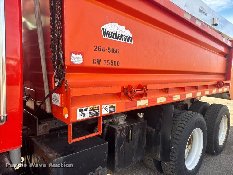 image for item EP2963 2007 International WorkStar 7400 dump truck