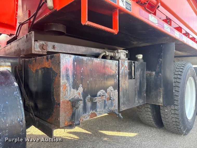 image for item EP2963 2007 International WorkStar 7400 dump truck