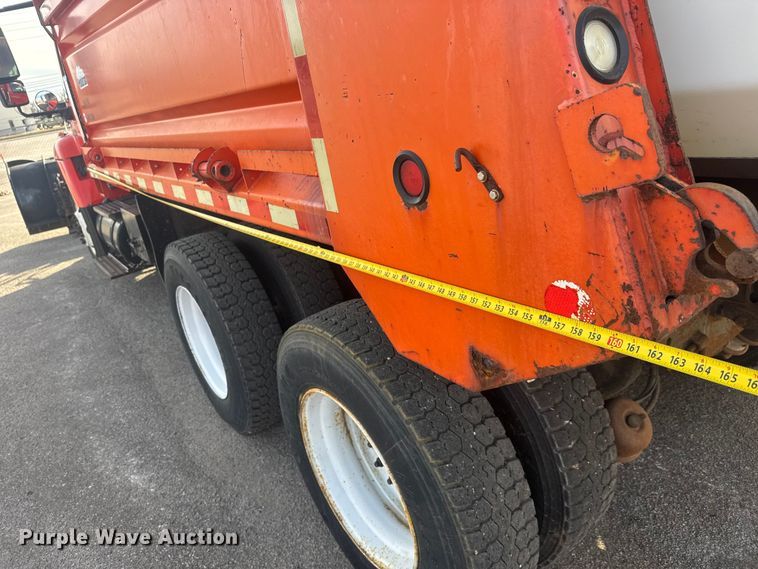 image for item EP2963 2007 International WorkStar 7400 dump truck