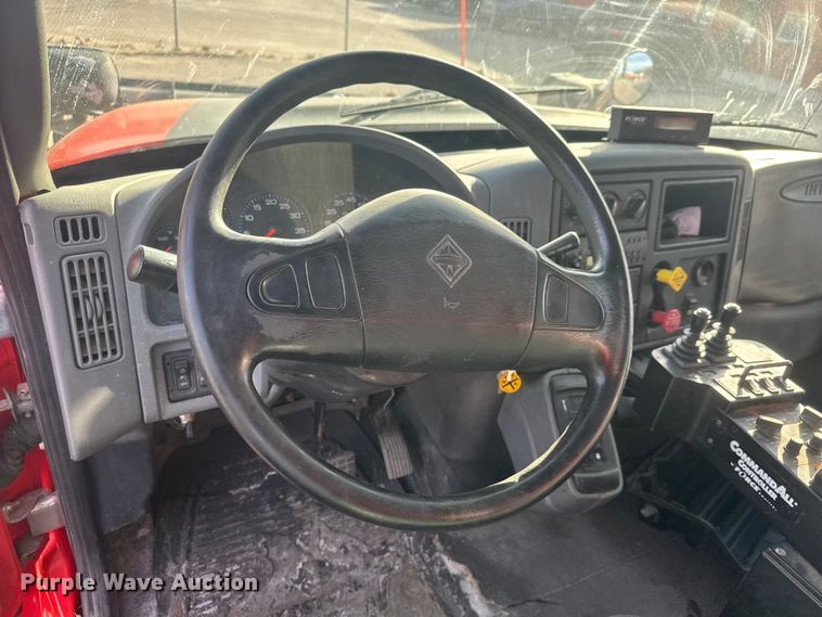 image for item EP2963 2007 International WorkStar 7400 dump truck