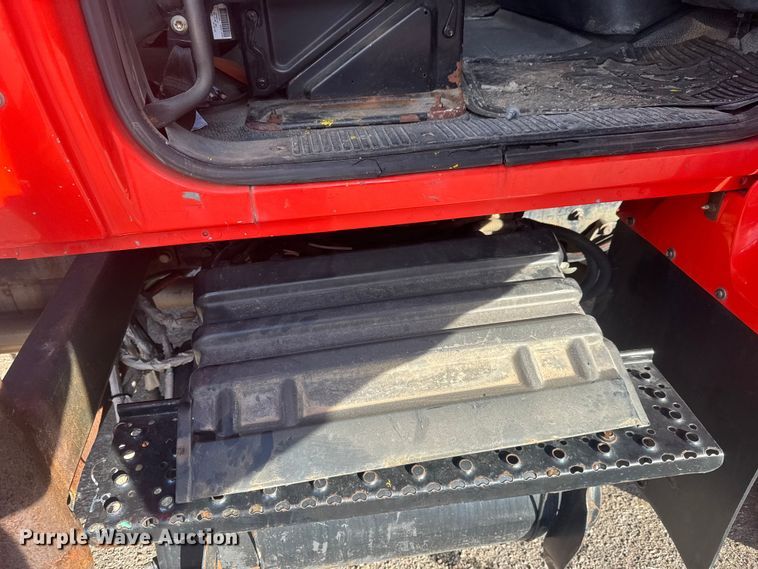 image for item EP2963 2007 International WorkStar 7400 dump truck