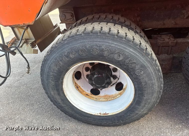 image for item EP2963 2007 International WorkStar 7400 dump truck