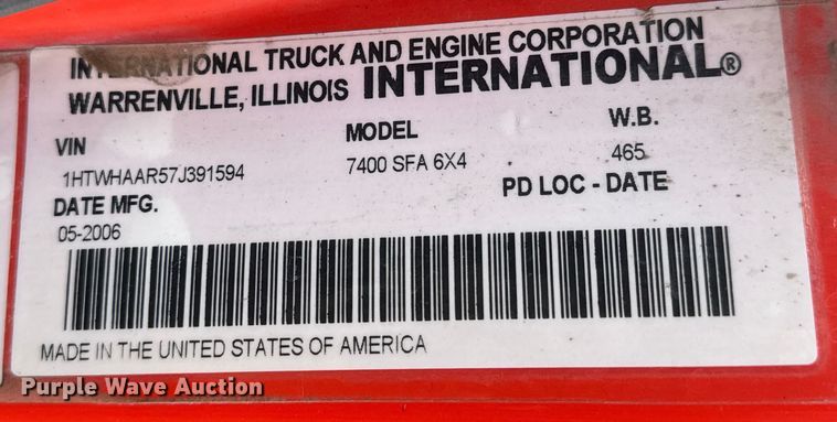 image for item EP2963 2007 International WorkStar 7400 dump truck