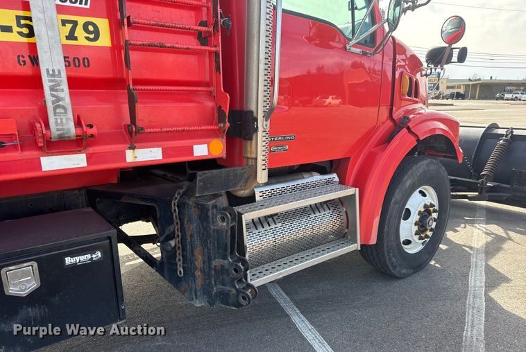 image for item EP2964 2009 Sterling L7500 Series dump truck