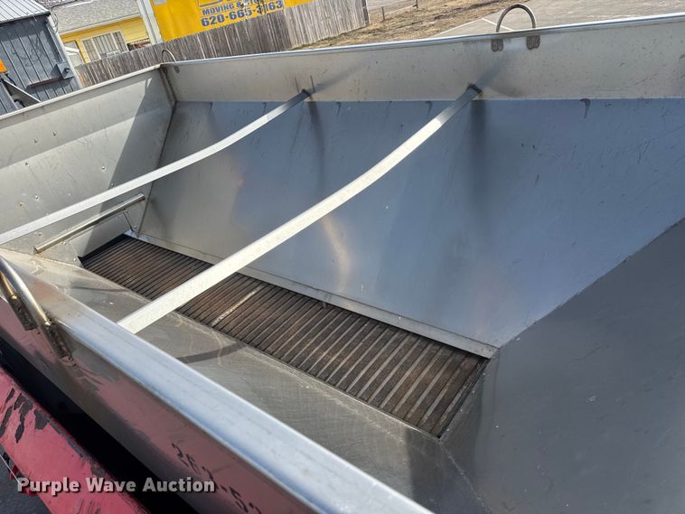 image for item EP2964 2009 Sterling L7500 Series dump truck